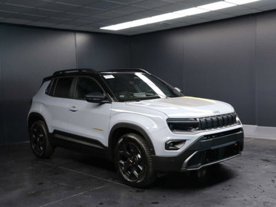 Jeep Avenger 1.2 turbo e-hybrid mhev The North Face 4xe 145cv edct6 (3)