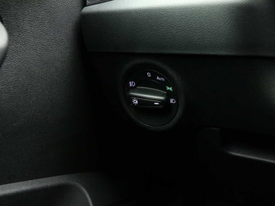 Skoda Karoq 2.0 TDI EVO SCR 115 CV DSG Executive (17)