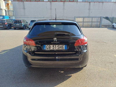 Peugeot 308 BlueHDi 130 S&S EAT8 Allure Pack (3)