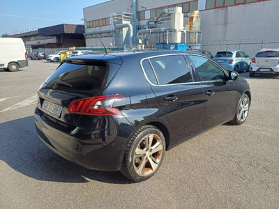 Peugeot 308 BlueHDi 130 S&S EAT8 Allure Pack (4)