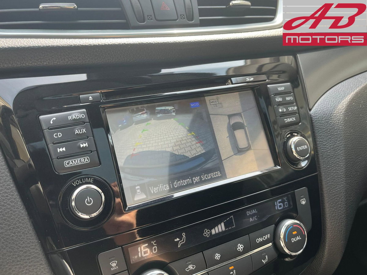 Nissan Qashqai 1.5 dCi 115 CV DCT N-Connecta (15)