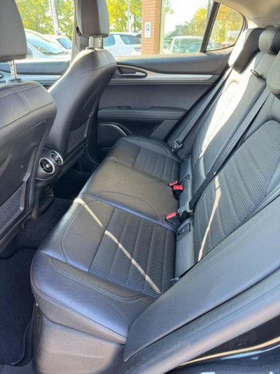 Alfa Romeo Stelvio Stelvio 2.2 Turbodiesel 180 CV AT8 RWD Super (14)