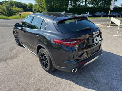 Alfa Romeo Stelvio Stelvio 2.2 Turbodiesel 180 CV AT8 RWD Super (4)