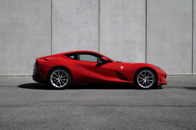 Ferrari 812 Coupé 812 Superfast (6)
