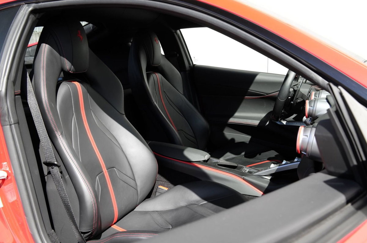 Ferrari 812 Coupé 812 Superfast (9)