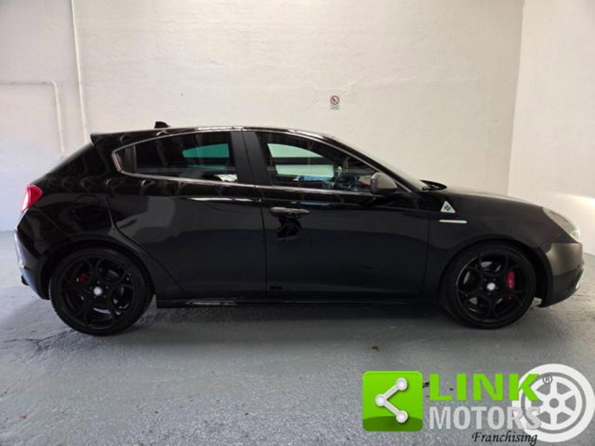 Alfa Romeo Giulietta 1750 Turbo Quadrifoglio Verde 240cv tct (14)