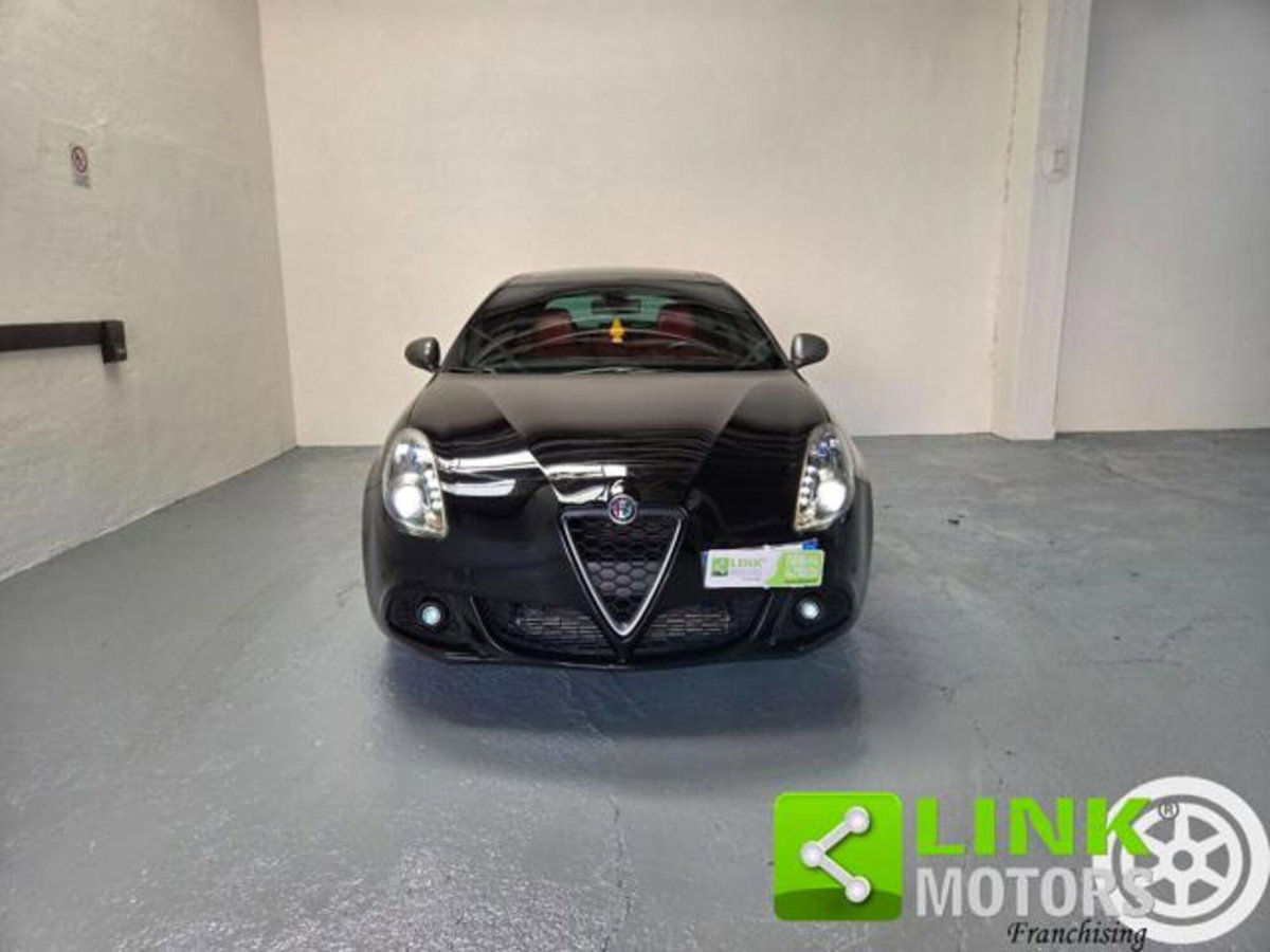 Alfa Romeo Giulietta 1750 Turbo Quadrifoglio Verde 240cv tct (2)