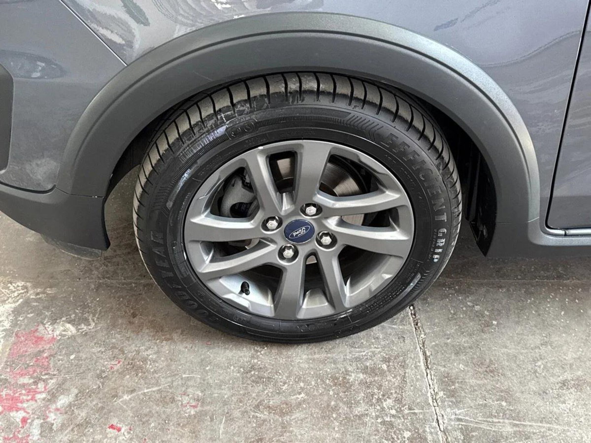 Ford Ka+ 1.2 85 CV Start&Stop Active (5)