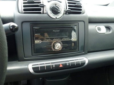 smart Fortwo 1000 52 kW MHD coupé pulse (7)