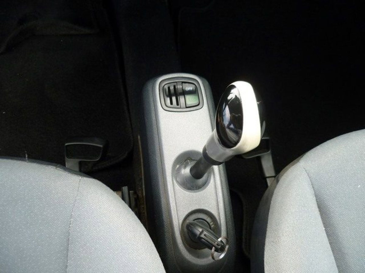 smart Fortwo 1000 52 kW MHD coupé pulse (8)
