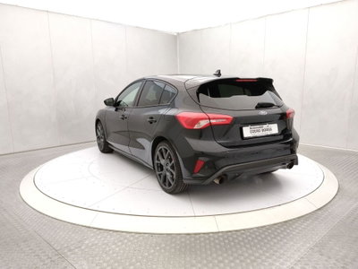 Ford Focus 2.3 ecoboost ST 280cv (6)
