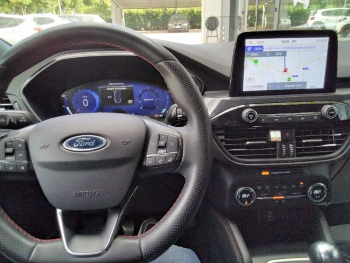 Ford Kuga 1.5 EcoBlue 120 CV 2WD ST-Line (20)