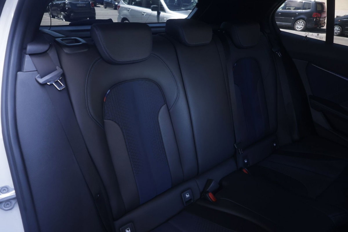 BMW Serie 1 5p. 118d 5p. Msport (15)
