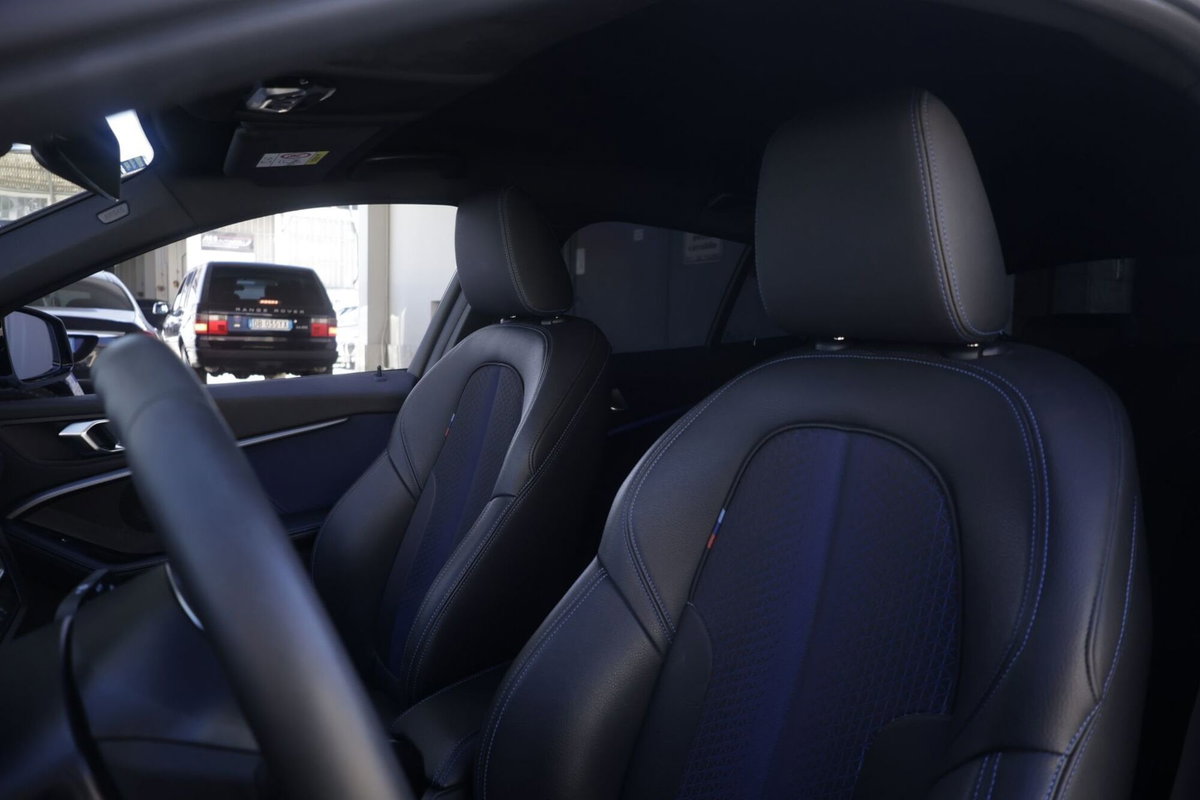 BMW Serie 1 5p. 118d 5p. Msport (18)