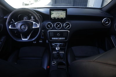 Mercedes-Benz Classe A 200 d Automatic Premium (2)