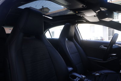 Mercedes-Benz Classe A 200 d Automatic Premium (6)