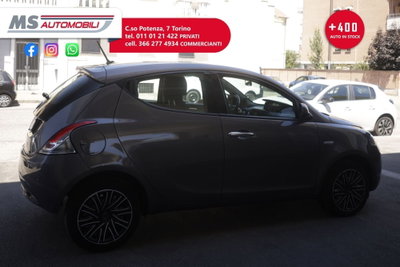 Lancia Ypsilon 1.2 69 CV 5 porte Platinum (13)