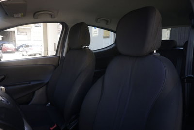 Lancia Ypsilon 1.2 69 CV 5 porte Platinum (16)