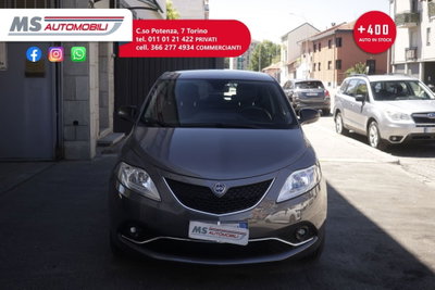 Lancia Ypsilon 1.2 69 CV 5 porte Platinum (9)