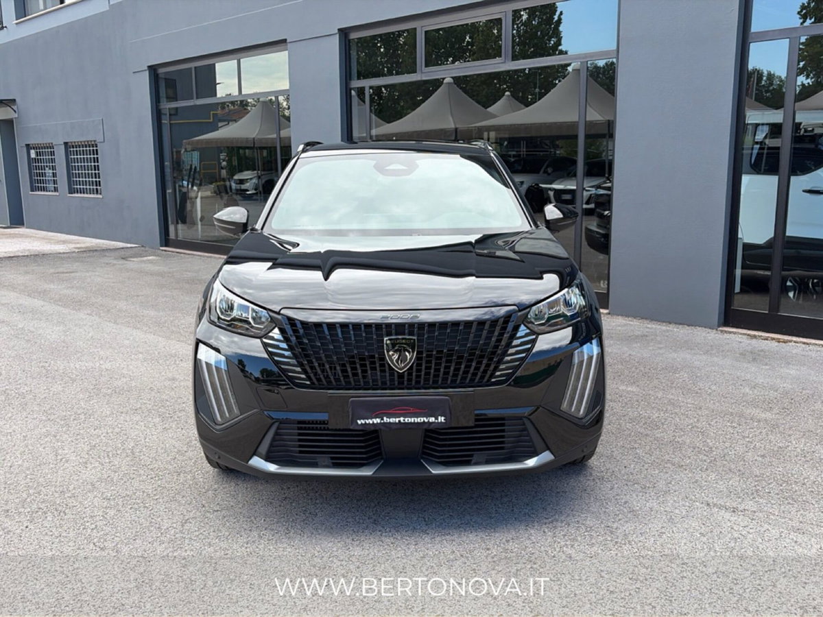 Peugeot 2008 1.2 turbo Allure 100cv (5)