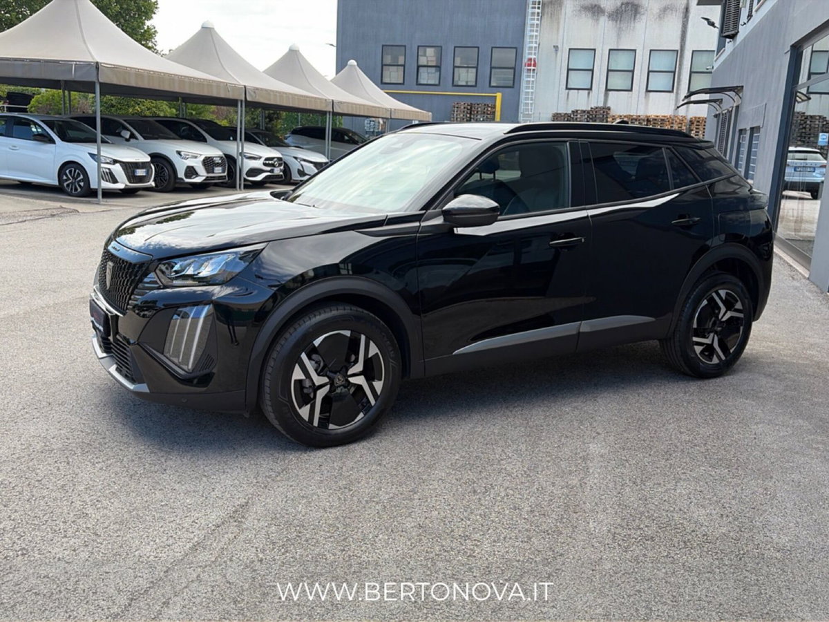 Peugeot 2008 1.2 turbo Allure 100cv (7)