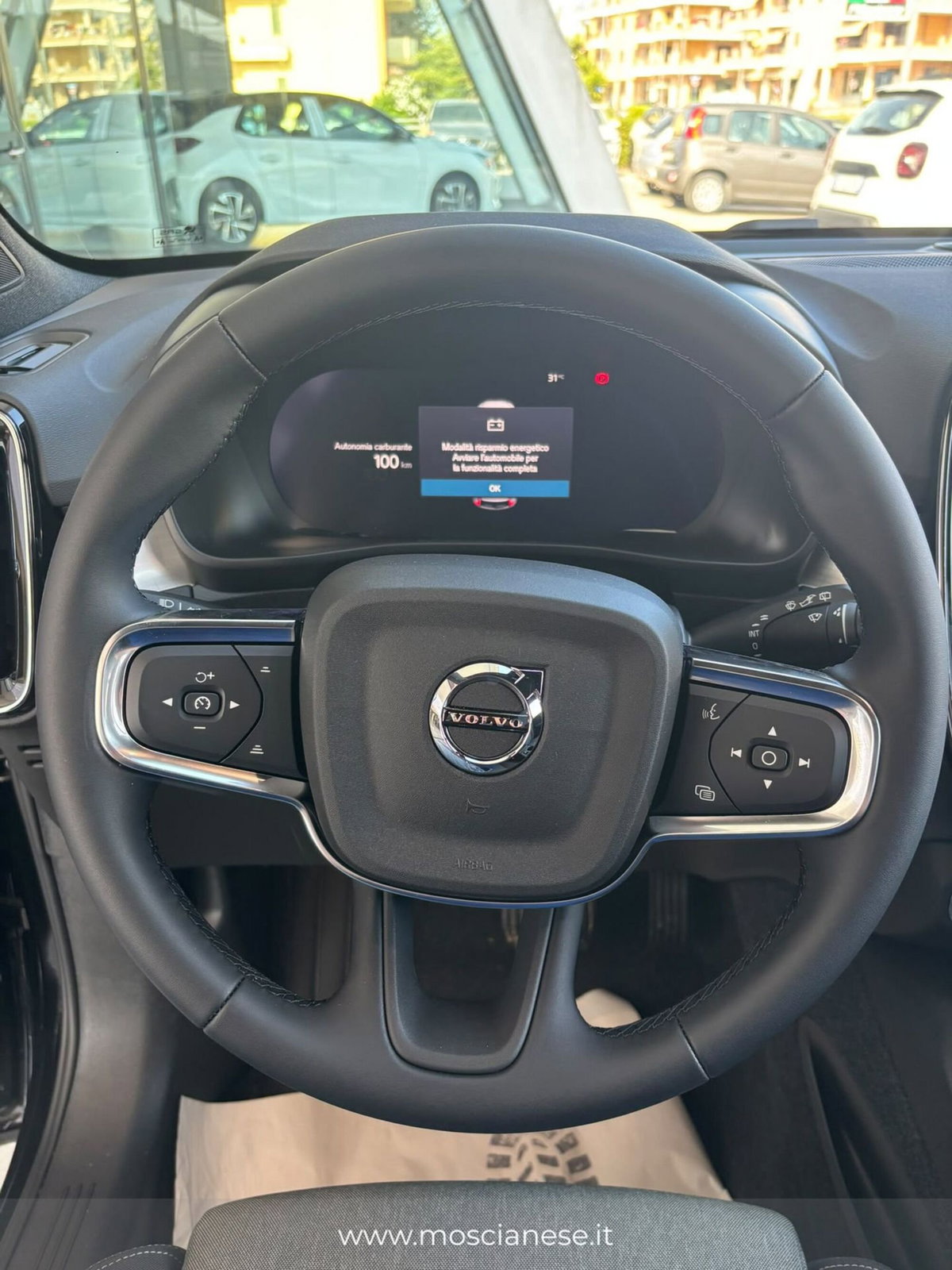 Volvo XC40 B3 automatico Core (10)