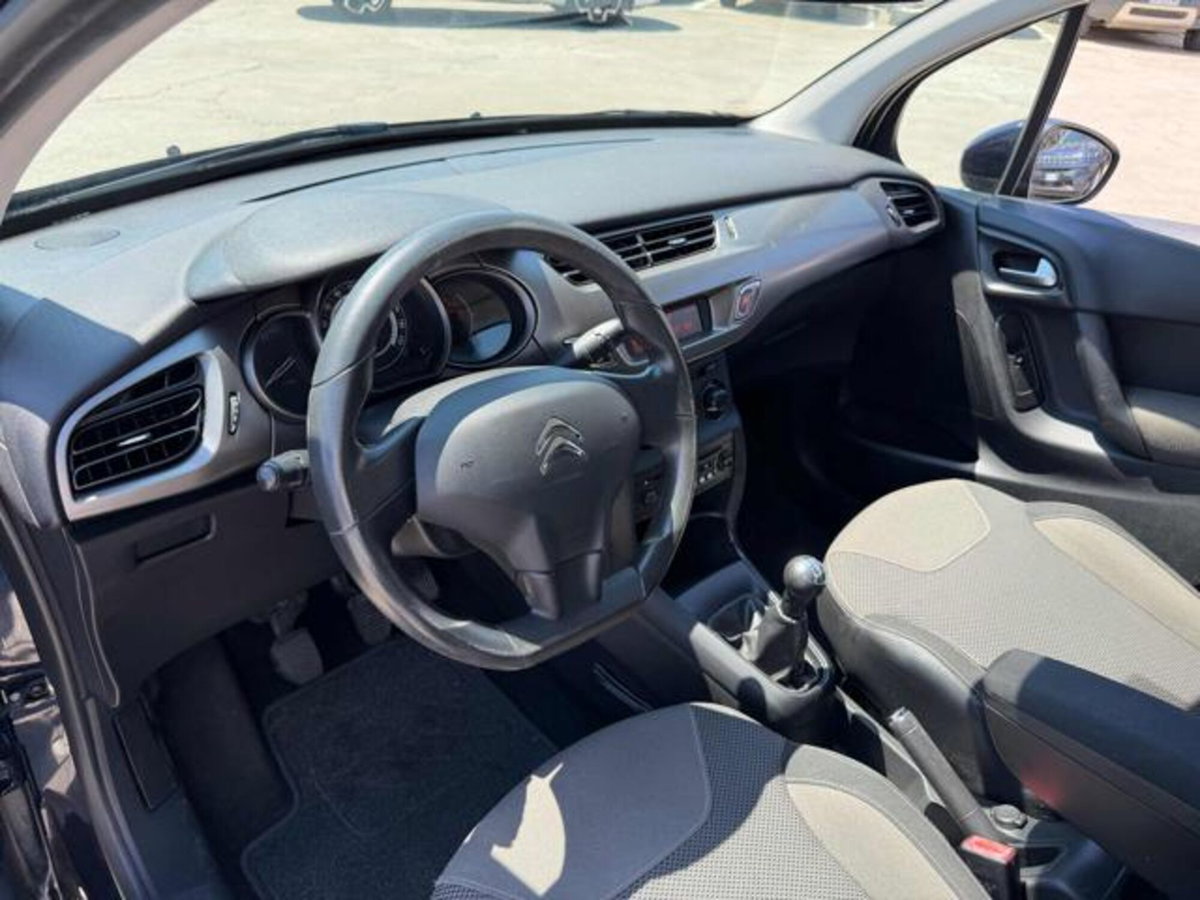 Citroen C3 1.0 VTi 68 Attraction (6)
