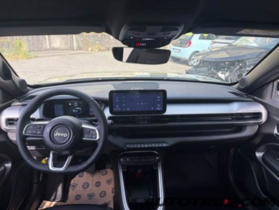 Jeep Avenger 1.2 turbo e-hybrid mhev Summit fwd 110cv edct6 (3)