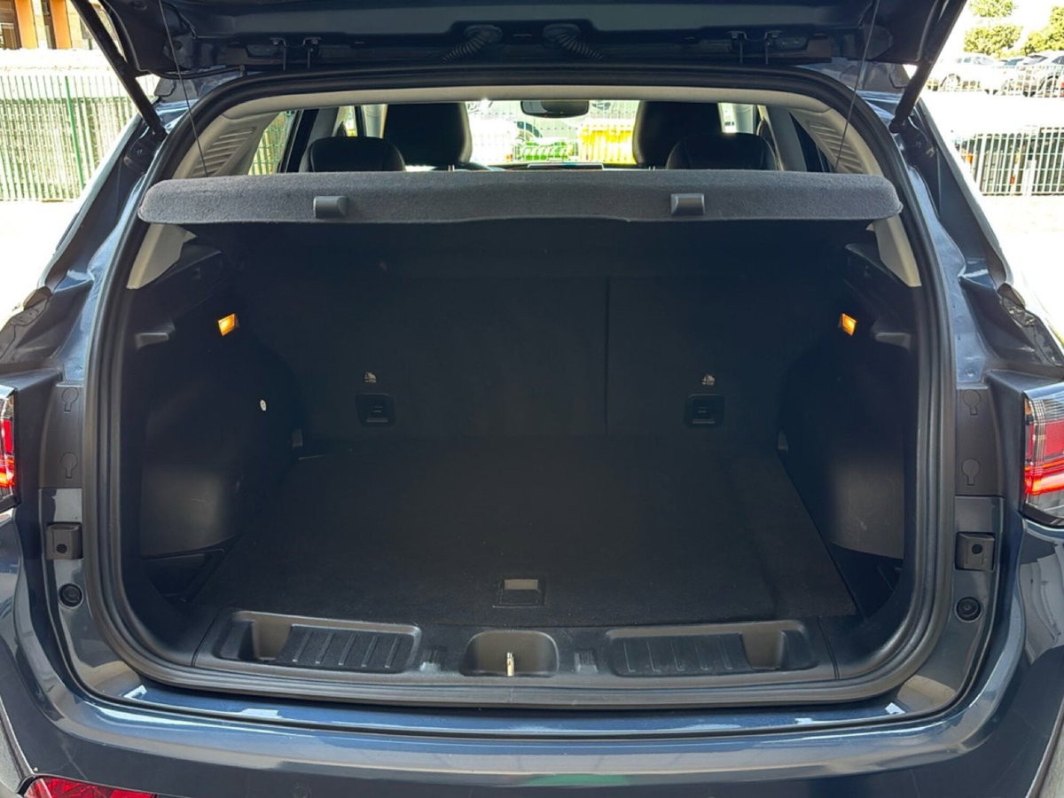 Jeep Compass 1.3 T4 190CV PHEV AT6 4xe Limited (17)