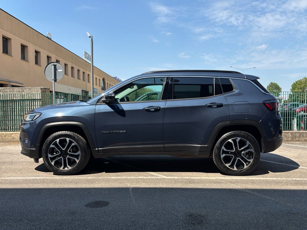 Jeep Compass 1.3 T4 190CV PHEV AT6 4xe Limited (5)