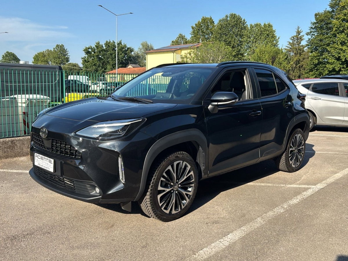 Toyota Yaris Cross Lounge fwd 130cv e-cvt (2)