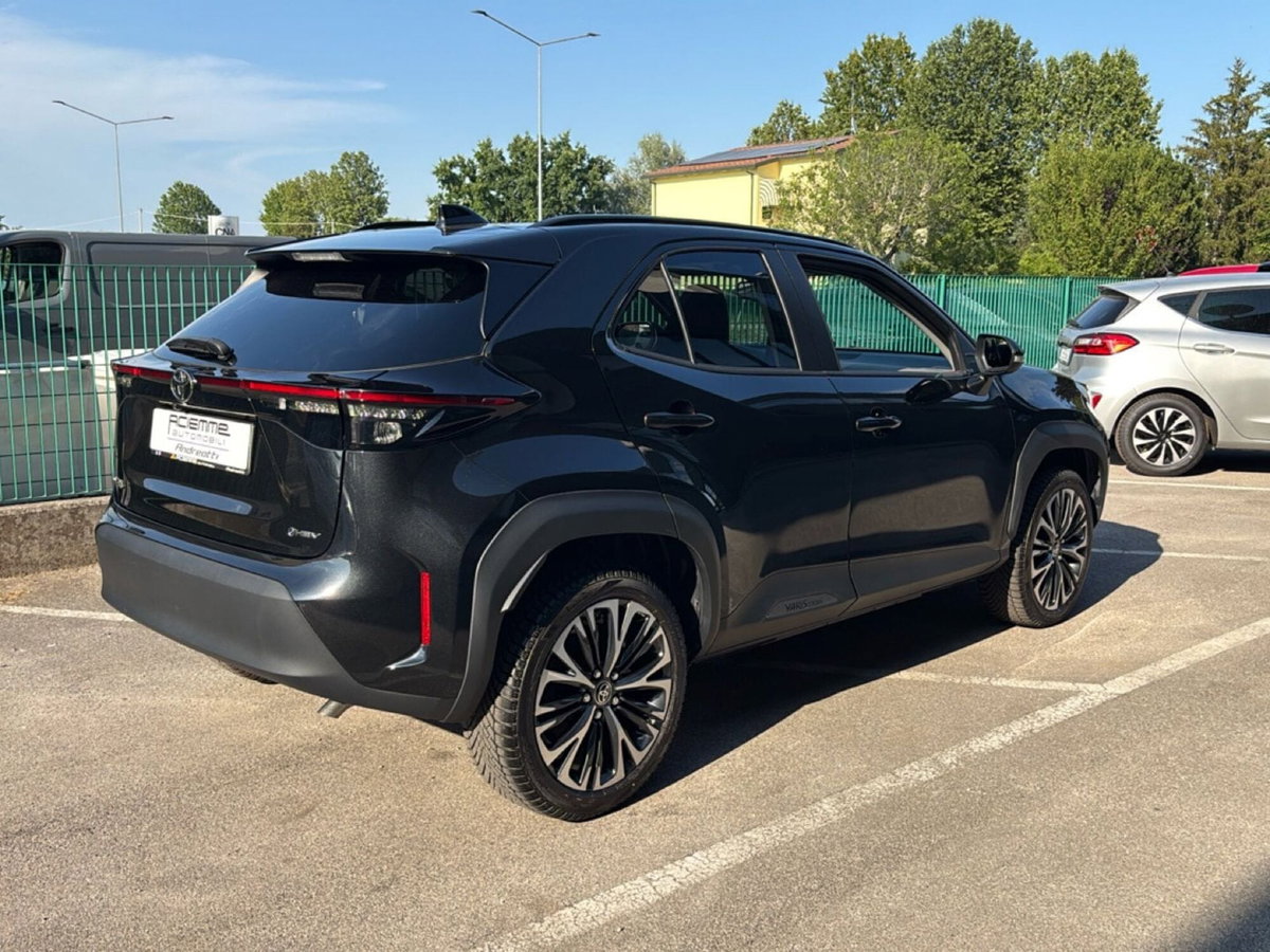 Toyota Yaris Cross Lounge fwd 130cv e-cvt (7)