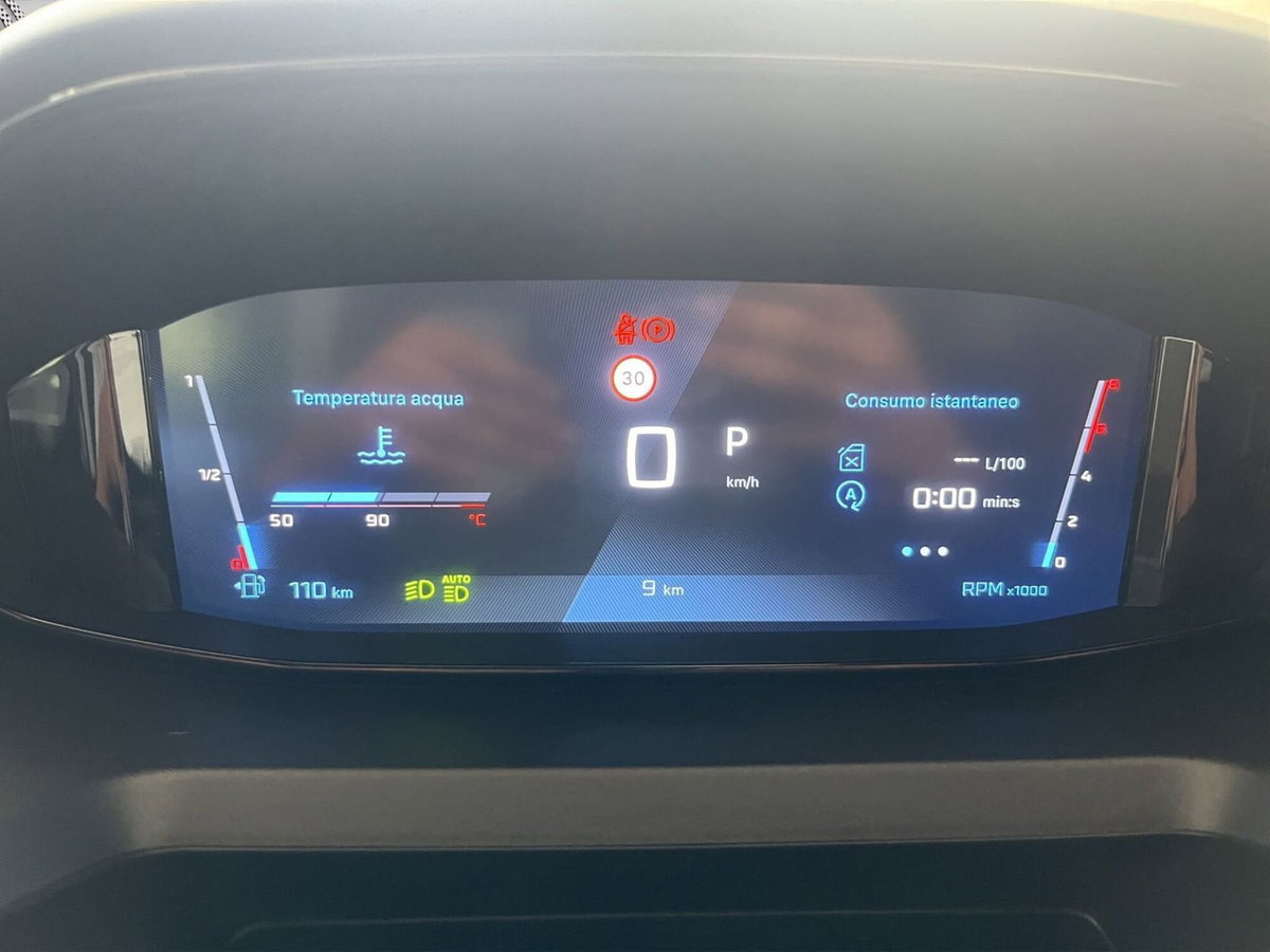 Peugeot Rifter Long 1.5 bluehdi Allure 130cv eat8 (14)