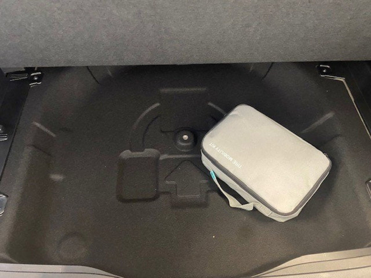 Hyundai Kona 1.6 gdi hev Exellence Comfort Pack 2wd 129cv dct (11)