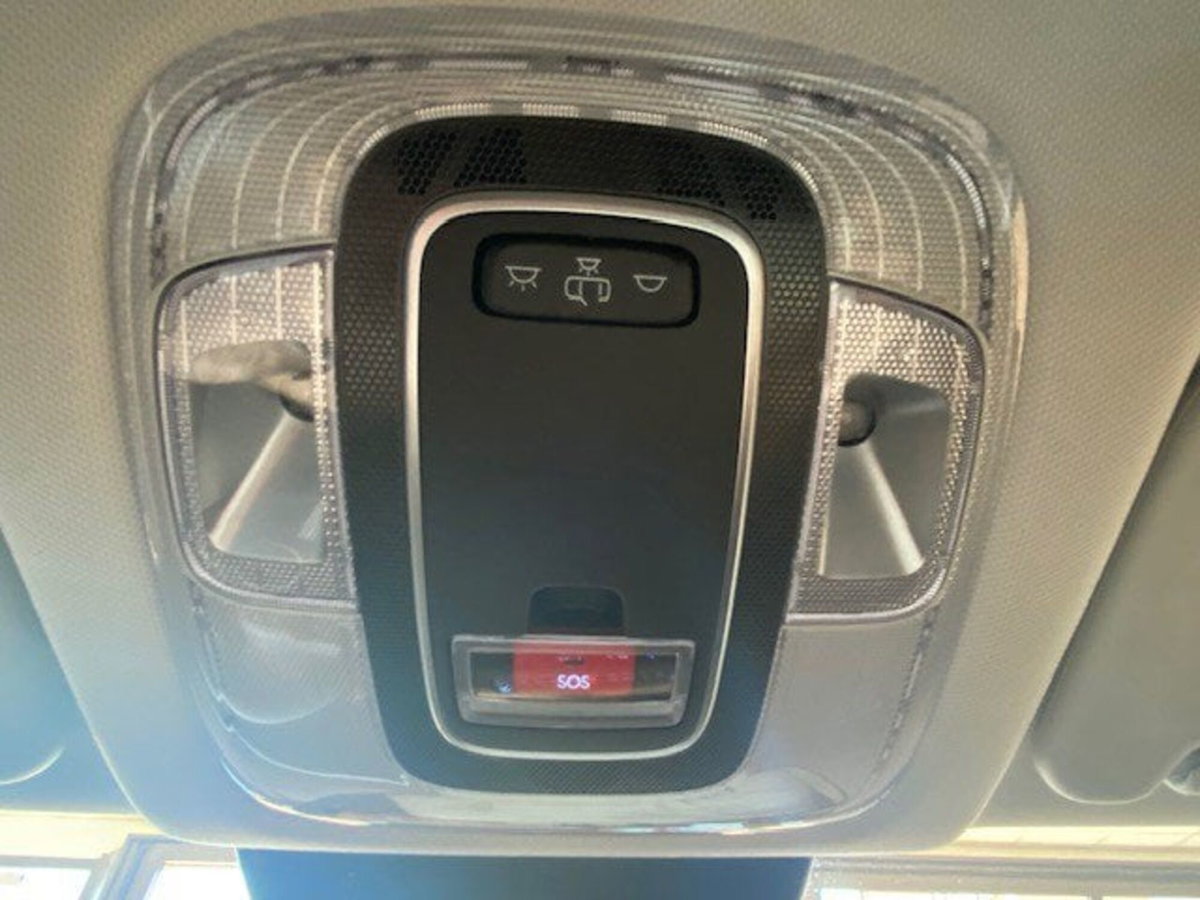 Hyundai Kona 1.6 gdi hev Exellence Comfort Pack 2wd 129cv dct (17)
