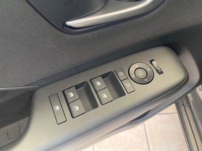Hyundai Kona 1.6 gdi hev Exellence Comfort Pack 2wd 129cv dct (8)