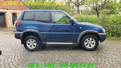 Nissan Terrano II 2.7 TD 3 porte Safari (5)