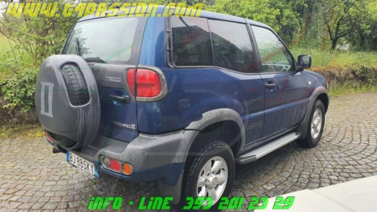 Nissan Terrano II 2.7 TD 3 porte Safari (6)
