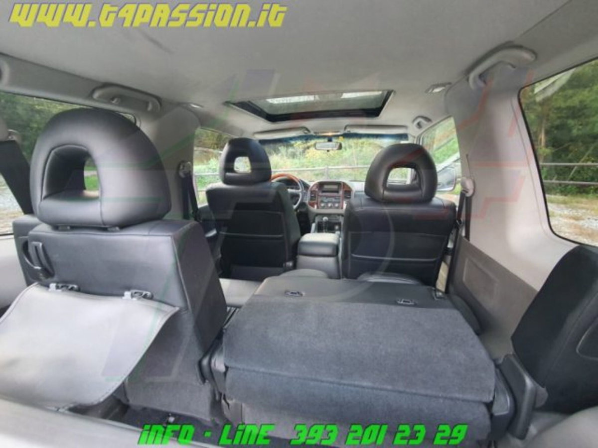 Mitsubishi Pajero 3.2 16V DI-D 3p. GLS2 (13)