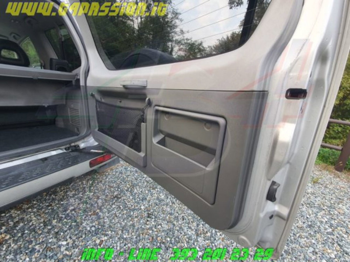 Mitsubishi Pajero 3.2 16V DI-D 3p. GLS2 (15)