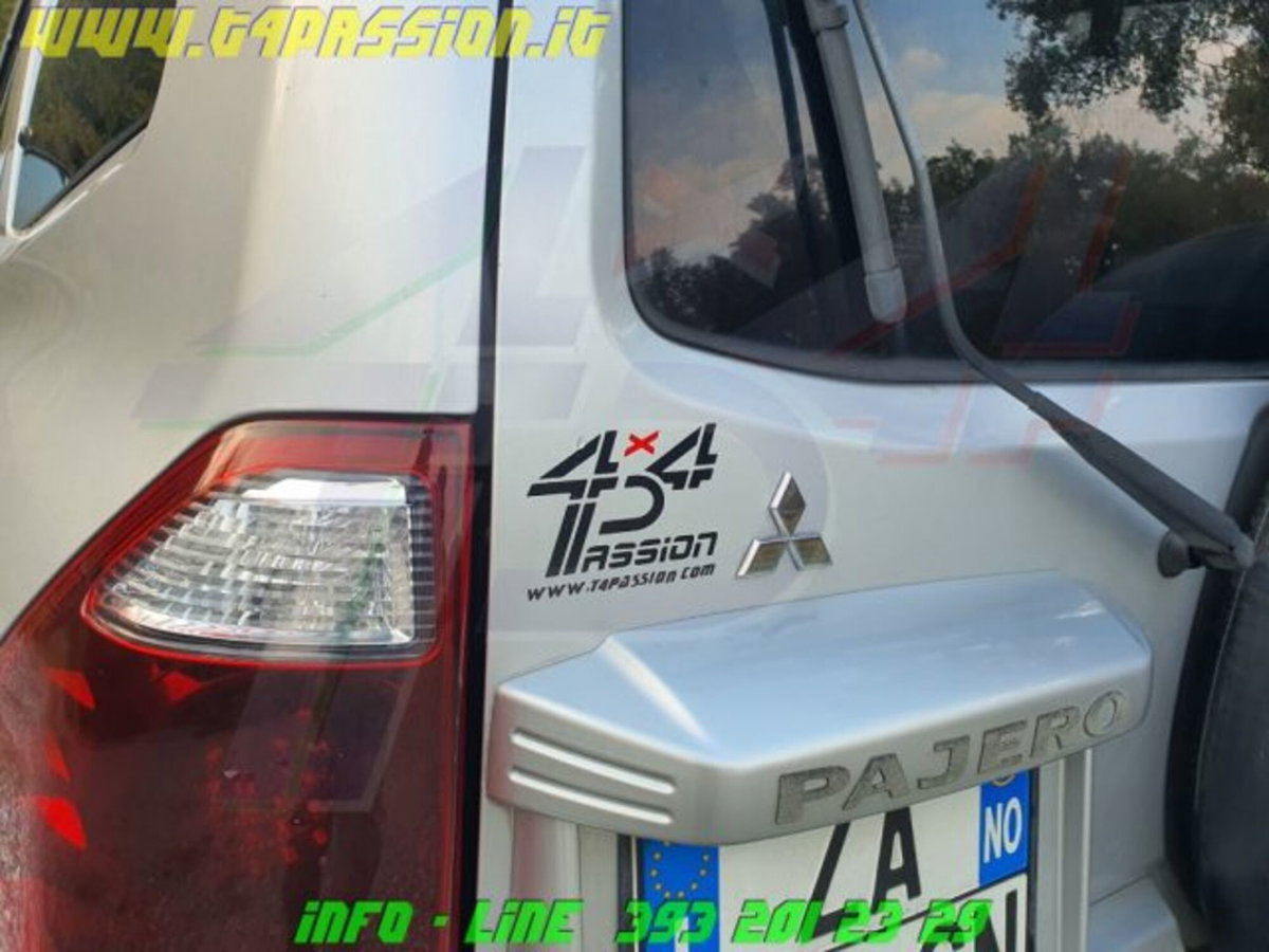 Mitsubishi Pajero 3.2 16V DI-D 3p. GLS2 (16)