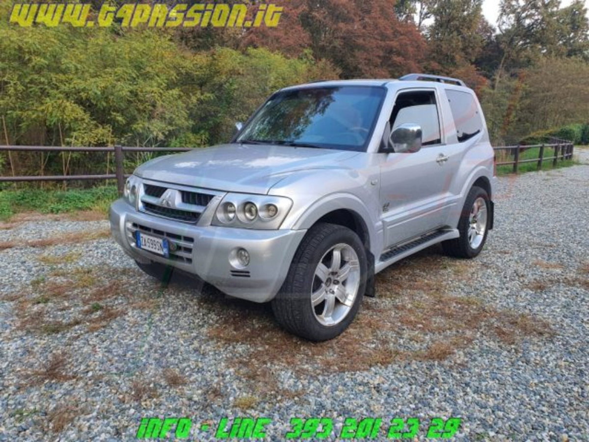 Mitsubishi Pajero 3.2 16V DI-D 3p. GLS2 (5)