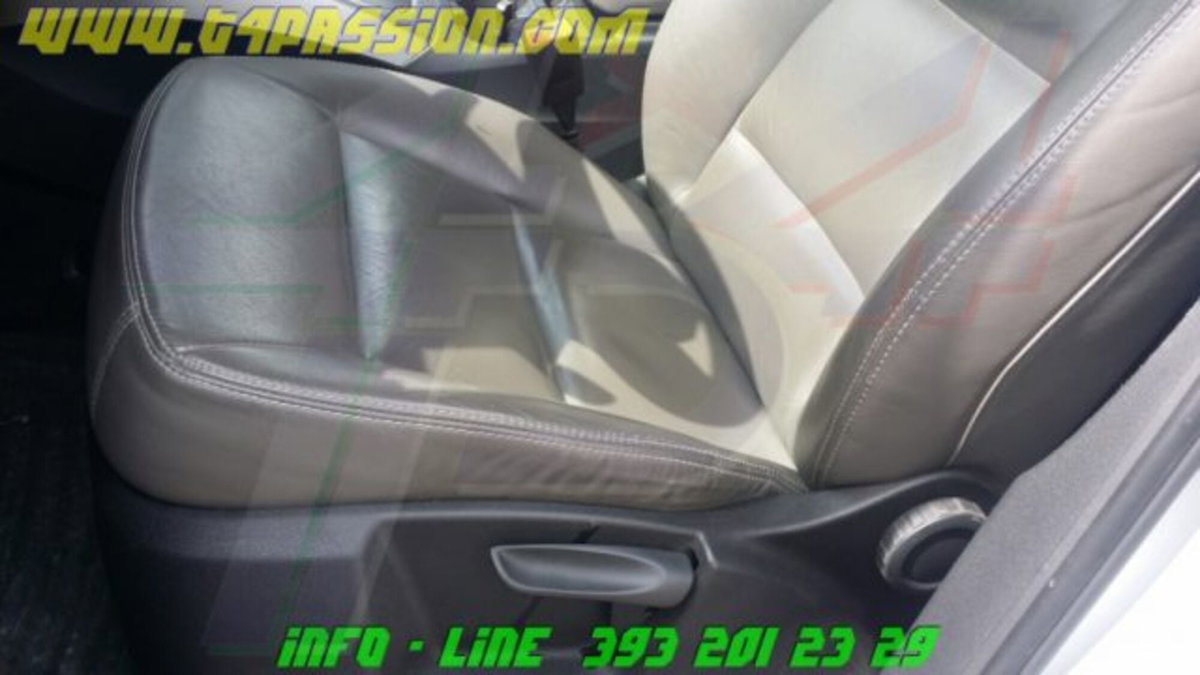 Audi Q5 2.0 TDI 170 CV quattro (12)