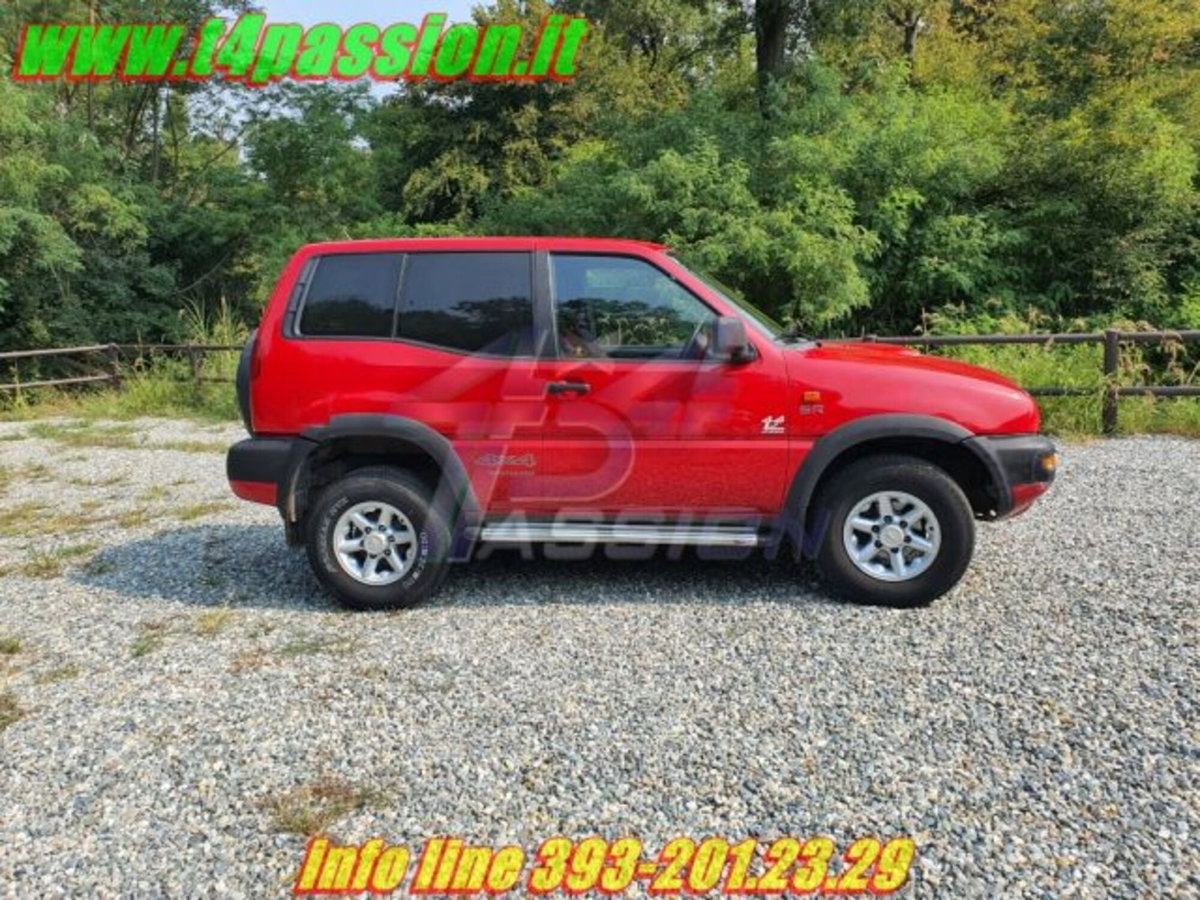 Nissan Terrano II 2.7 Tdi 3p. Comfort Autocarro (3)