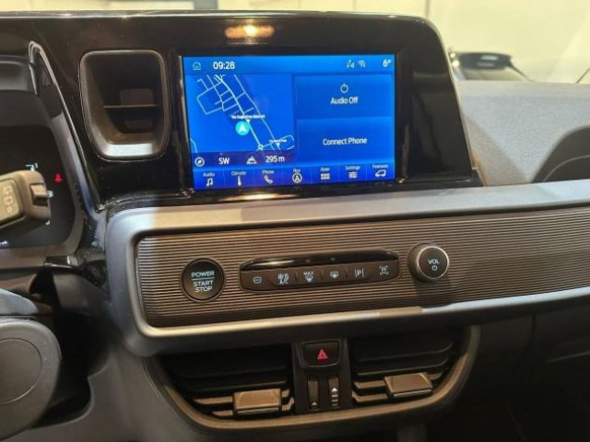 Ford Tourneo Courier 1.0 ecoboost 125cv Active powershift (2)