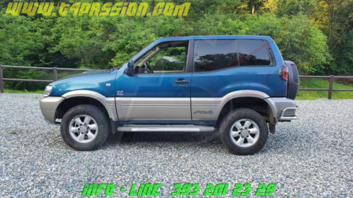 Nissan Terrano II 2.7 Tdi 3 porte Luxury (11)