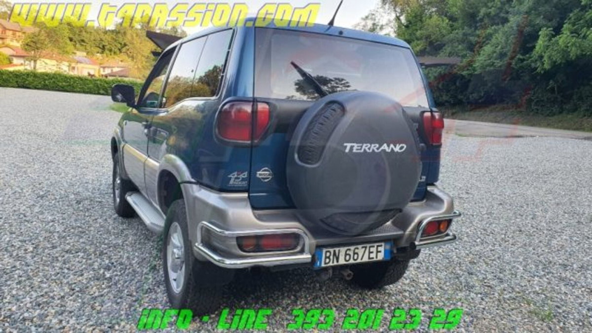 Nissan Terrano II 2.7 Tdi 3 porte Luxury (8)