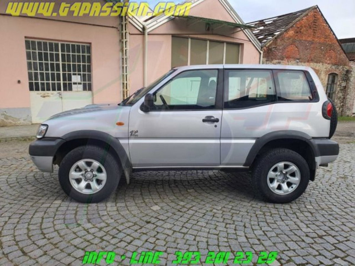 Nissan Terrano II 2.7 Tdi 3p. Sport Saf. Autoc. (2)