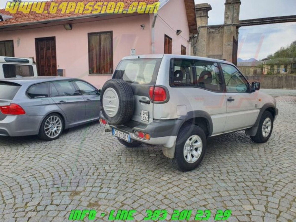 Nissan Terrano II 2.7 Tdi 3p. Sport Saf. Autoc. (5)