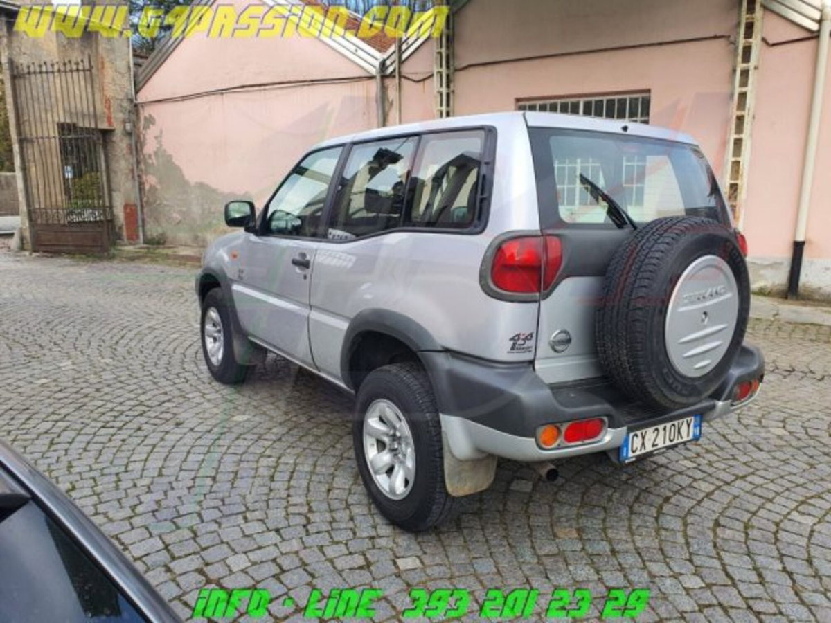 Nissan Terrano II 2.7 Tdi 3p. Sport Saf. Autoc. (7)
